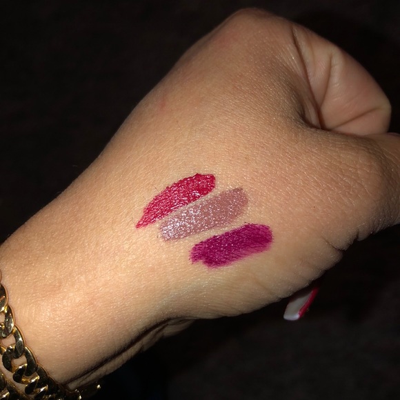 3 Kylie lipstick - Picture 2 of 4